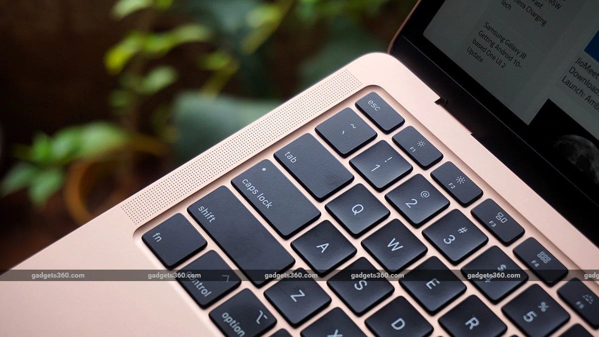 macbook air 2020 review speaker macboom