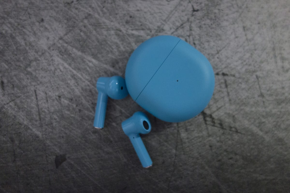 The OnePlus Buds look, sound, and act like AirPods for a fraction of the price