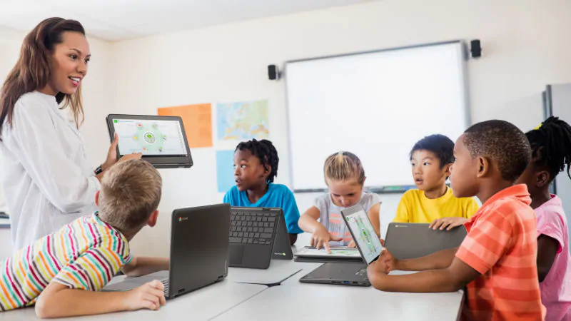 US Faces Shortage in Back-to-School Laptops, Online Learning Equipment