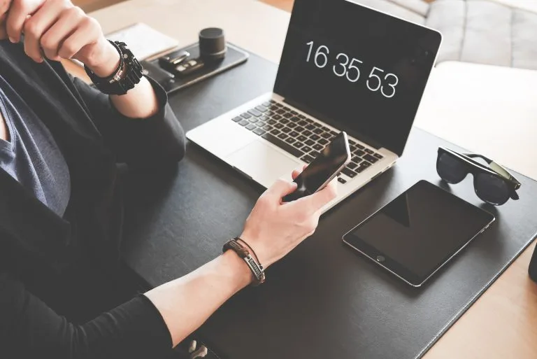 Is Your MacBook Pro Slow to Wake? 7 Ways to Solve the Issue